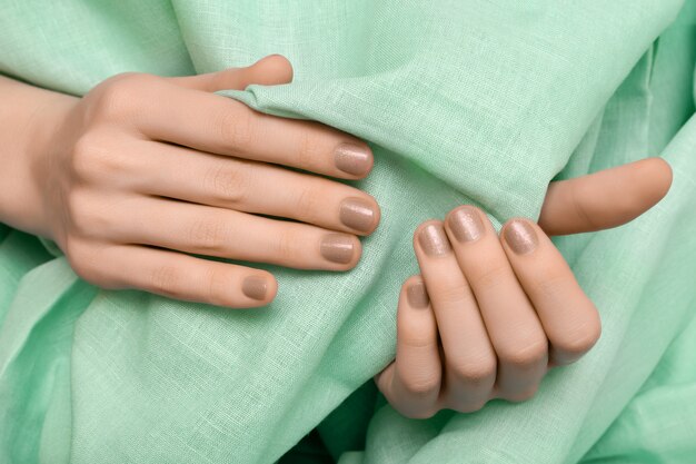 How to Get the Perfect Light Brown Nails Color Backstageviral.com