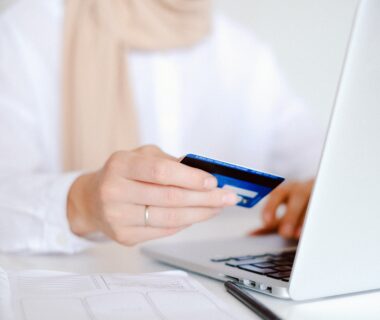 Which Is Not a Positive Reason for Using a Credit Card to Finance Purchases?